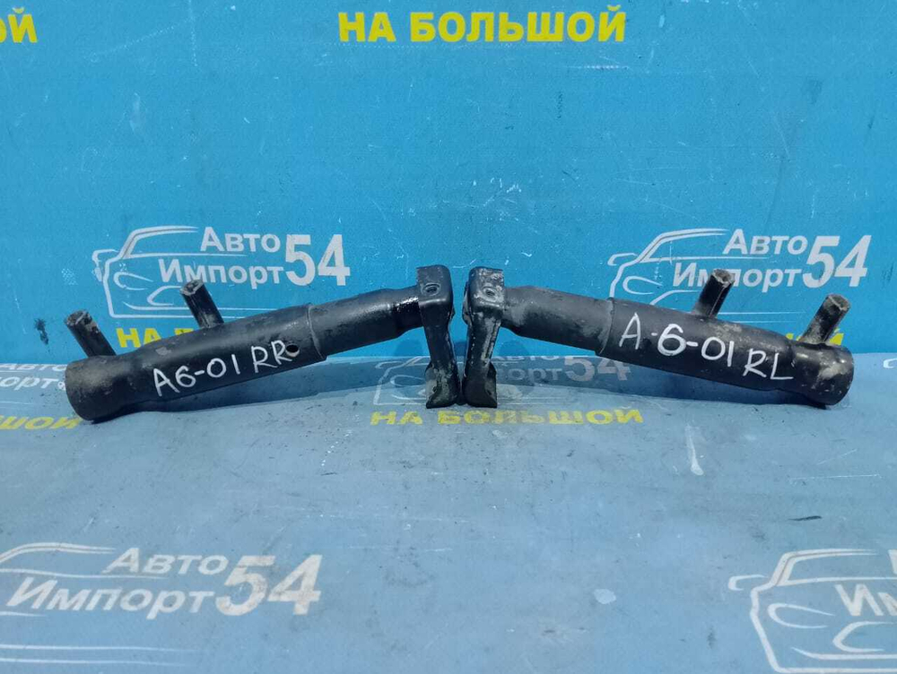 Кронштейн заднего бампера левый AUDI A6 1999