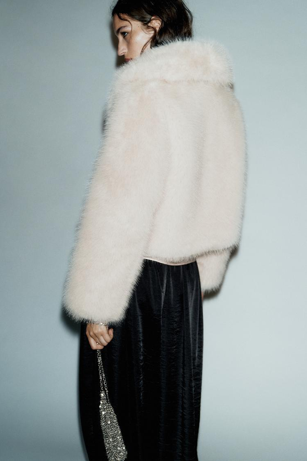 ZARA ШУБА ИЗ ИСКУССТВЕННОГО МЕХА С ВОРОТНИКОМ, ЭКРЮ