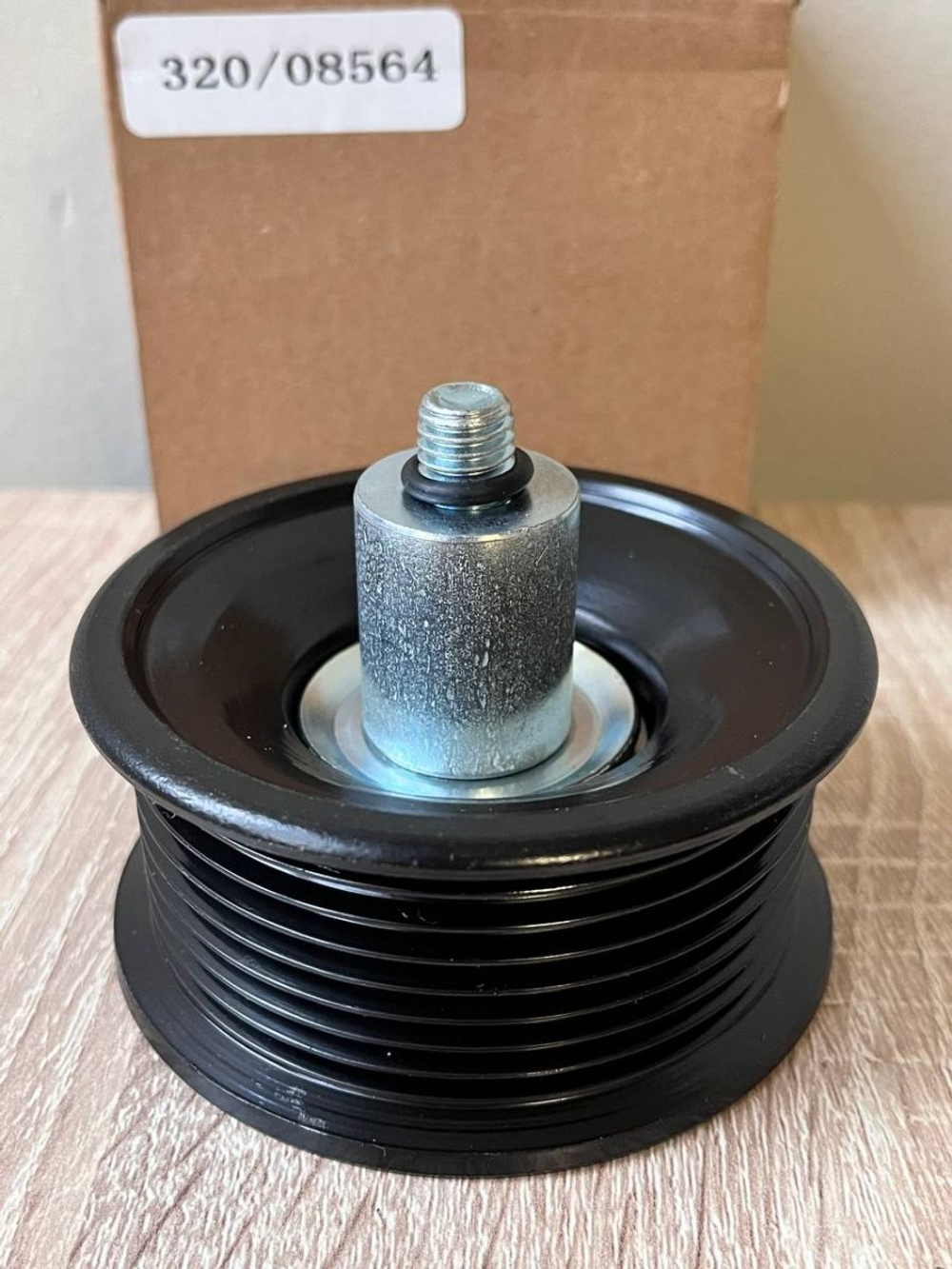 320/08564 Ролик опорный