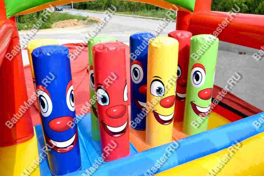 Надувная полоса препятствий "Нарвская крепость" размер 7*3*3 м