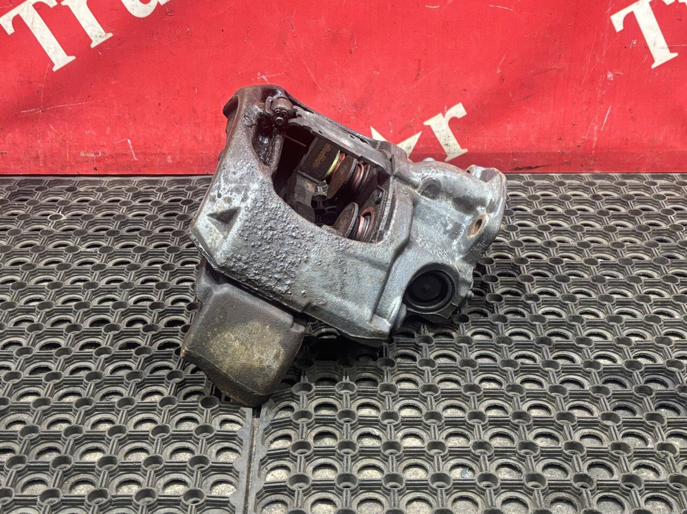 Суппорт тормозной 2018г.