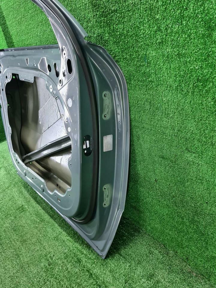 Дверь передняя левая Volvo XC40 (2017-н.в.)