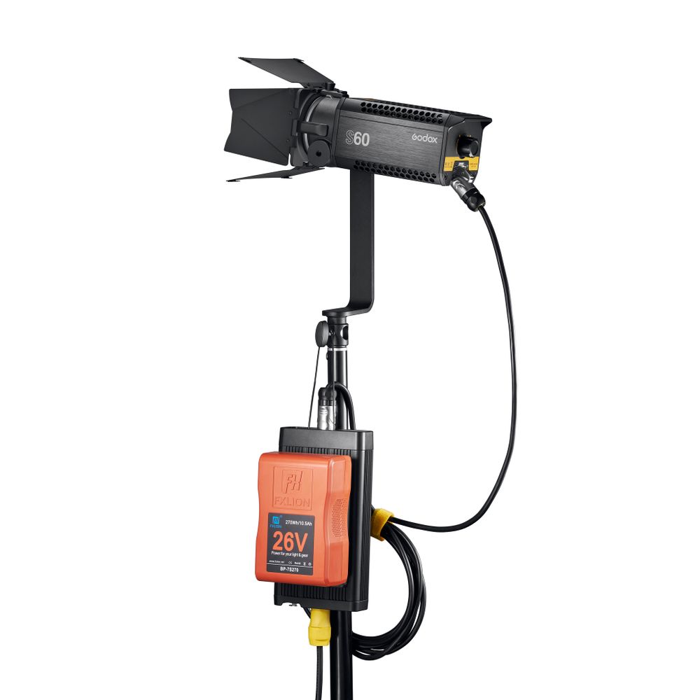 Светодиодный осветитель Godox S60