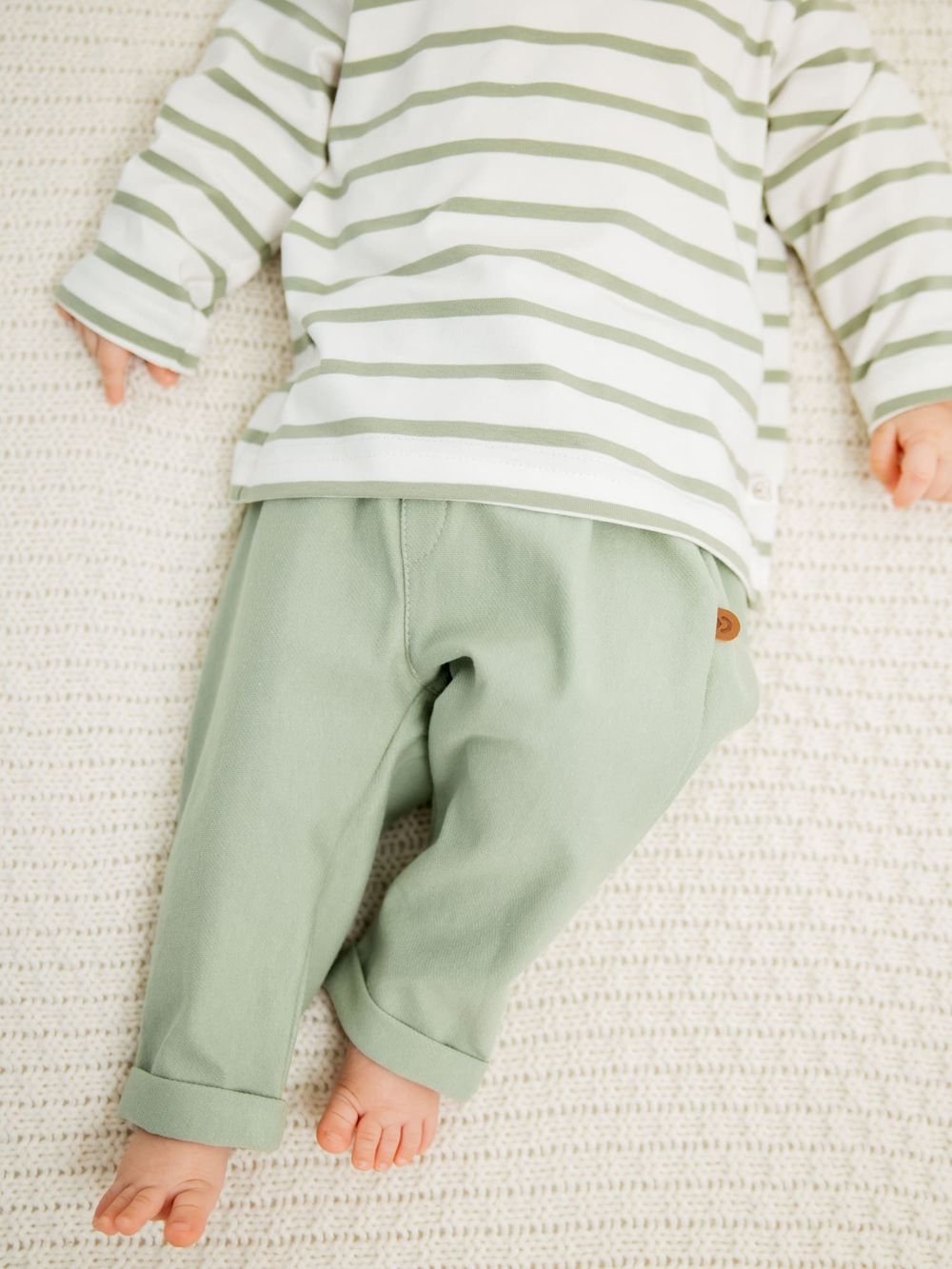 Брюки из джинскота "Шалфей" с отворотами 0+