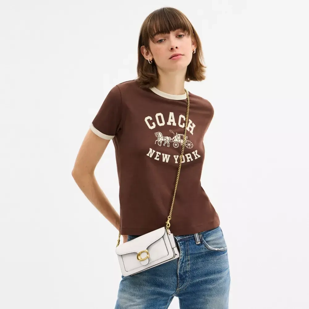 COACH СУМКА ЧЕРЕЗ ПЛЕЧО TABBY 19 С ЦЕПОЧКОЙ, БЕЛЫЙ