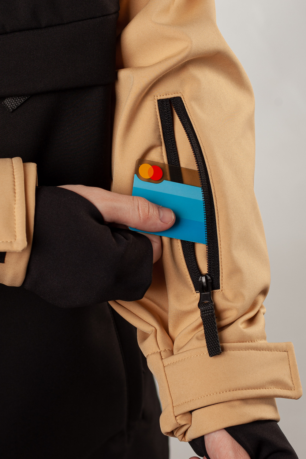 Анорак Goodhoody Windsander (черный,песочный)