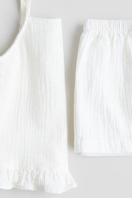 H&M Комплект из топа и шорт, белый