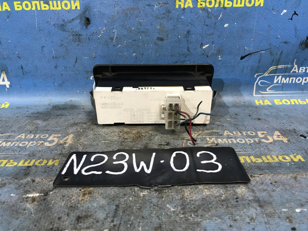 Часы салонные MITSUBISHI RVR 1992