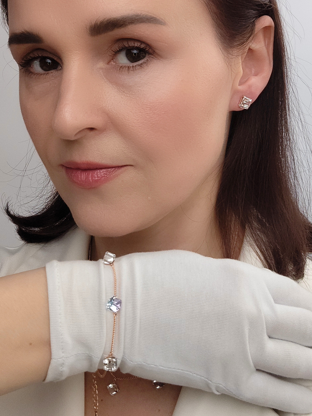 Серьги-гвоздики Миражи с сиреневыми кубиками Swarovski