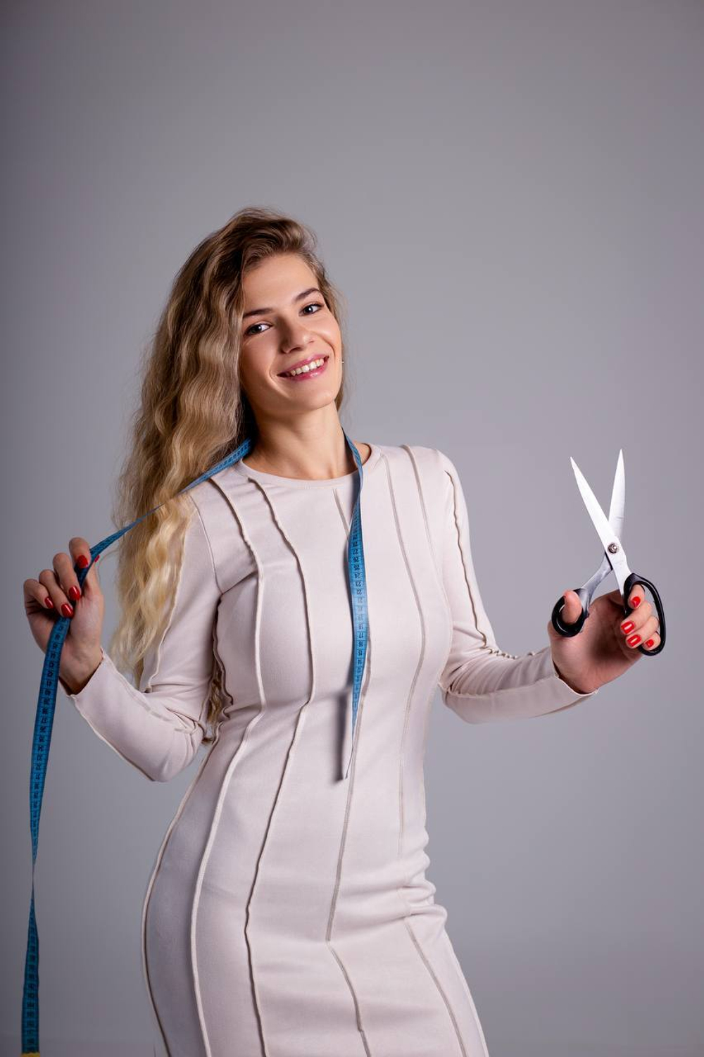 Платье с вывернутыми швами