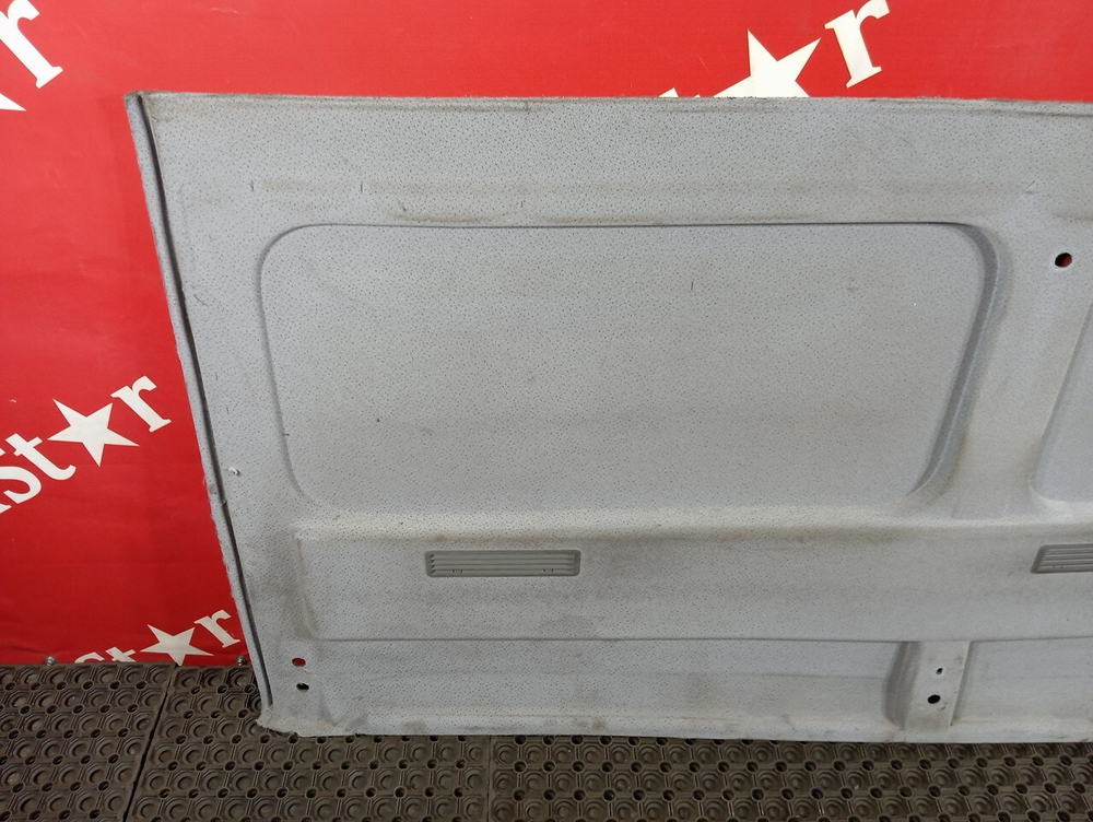 Обшивка задней стенки салона 2017 г.