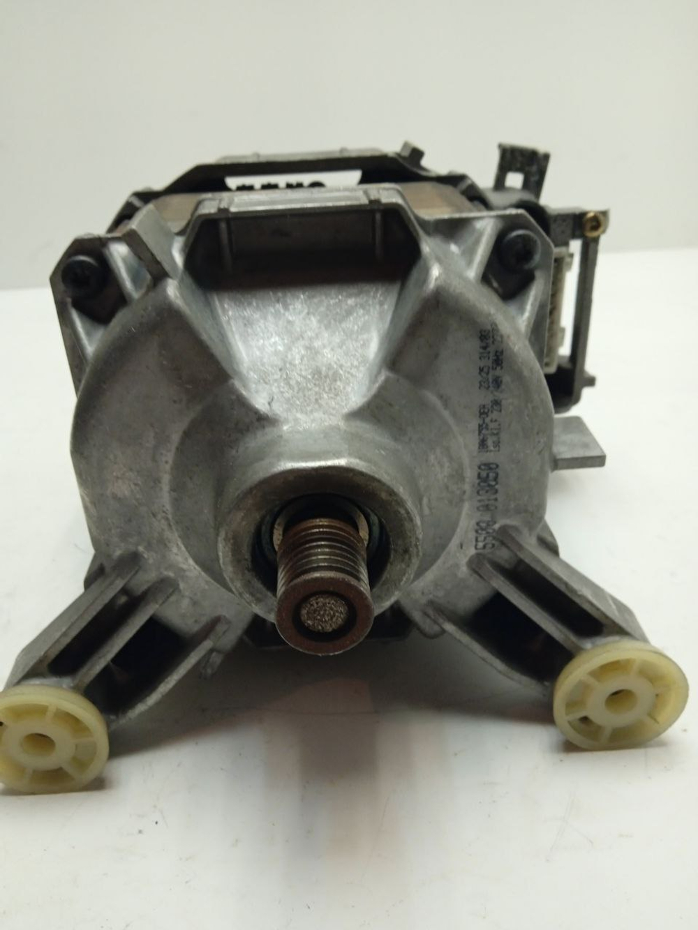 WFC1662OE кт8 Двигатель (мотор) стиральной машины Bosch Siemens 144797 б/у