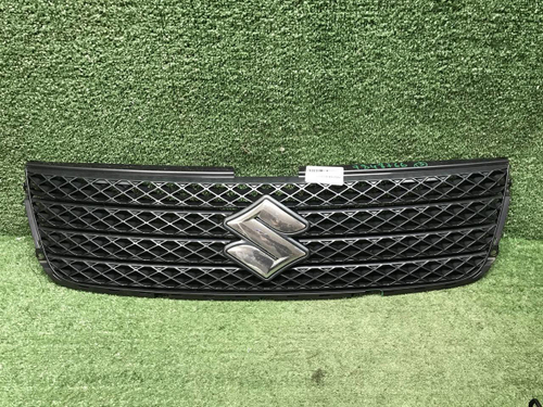 Решетка радиатора Suzuki Grand Vitara JT (08-12)