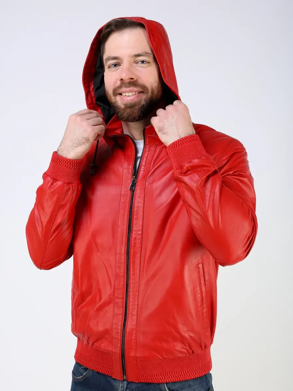 Куртка кожаная натуральная с капюшоном