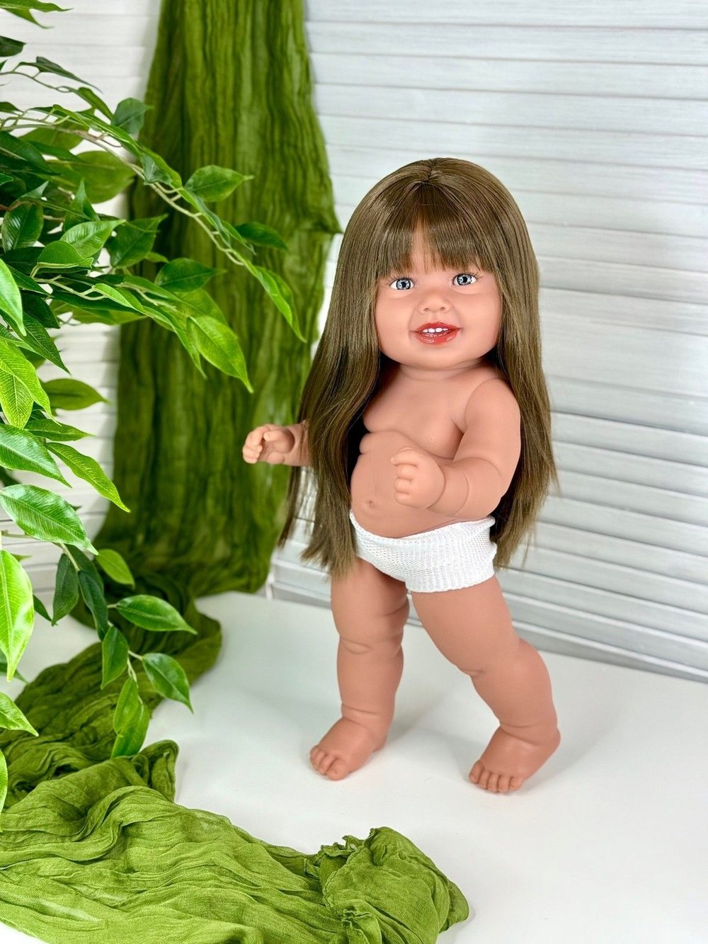 Кукла Manolo Dolls виниловая Diana без одежды 47см (7303)