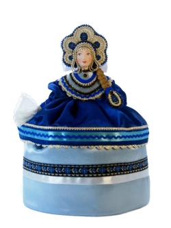 Кукла-грелка на чайник