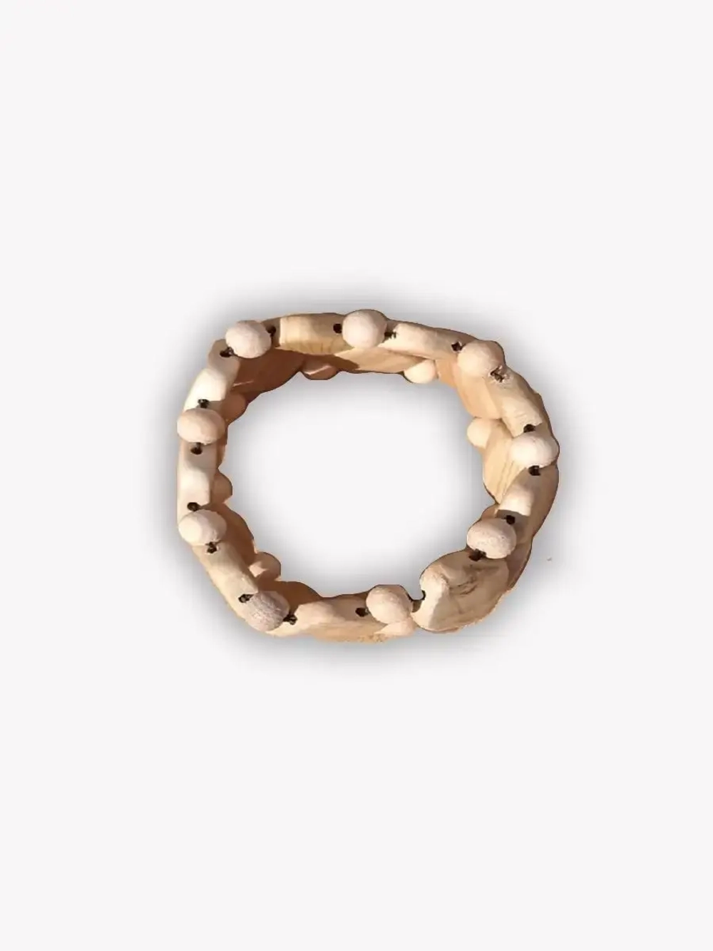 Деревянный браслет из можжевельника