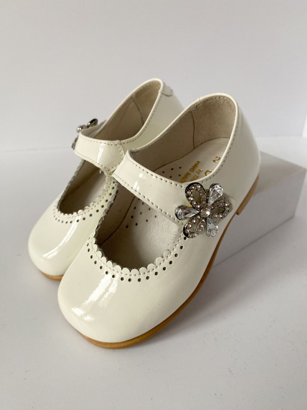 Лаковые туфли TNY, 19,5