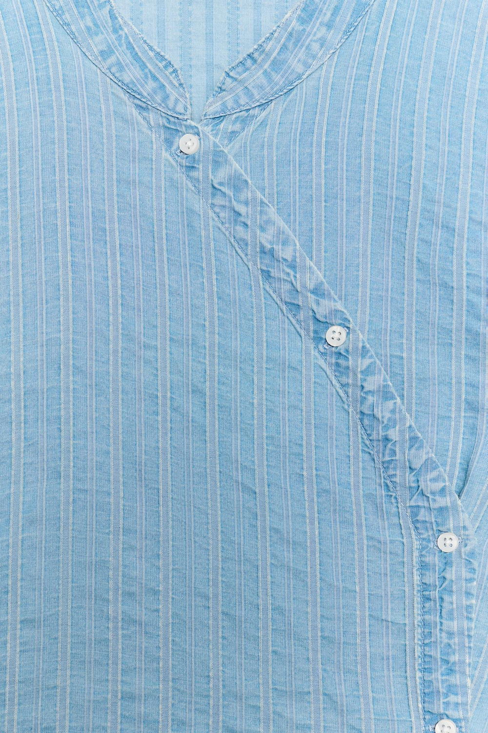 ZARA ТОП НА ЗАПÁХЕ В ПОЛОСКУ С ПУГОВИЦАМИ, ГОЛУБОЙ