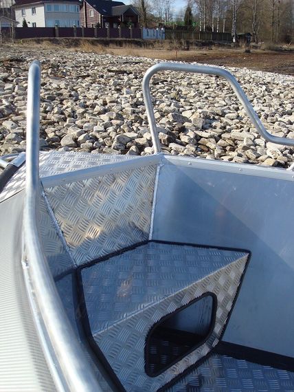 Алюминиевая лодка Wellboat 51 CC