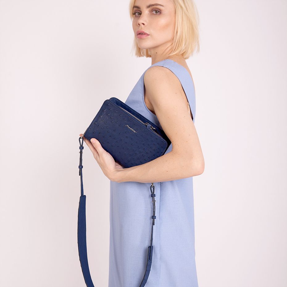 Женская сумка Emilie Easy из натуральной кожи страуса, синего цвета