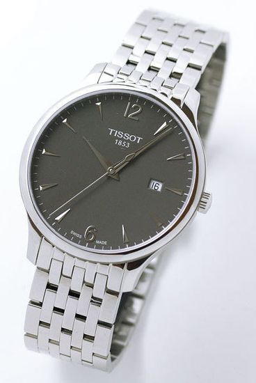 Мужские швейцарские часы Tissot T-Classic Tradition T063.610.11.067.00
