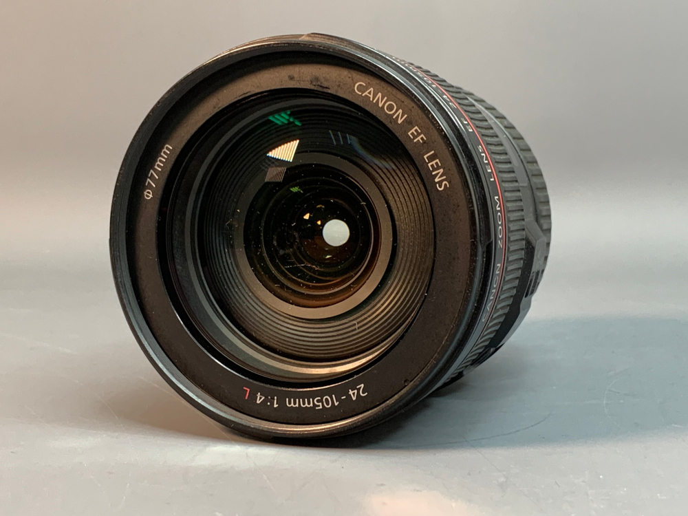 Canon EF 24-105mm 4L IS USM царапины