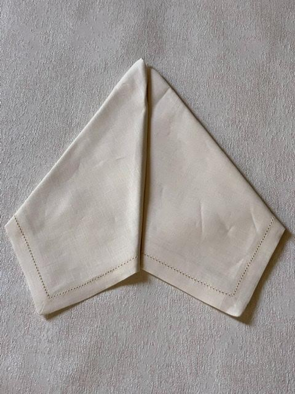 Скатерть 170х270 и 12 салфеток Gamba 1732 Beige светло-бежевая