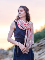 Легкий шарф-платок