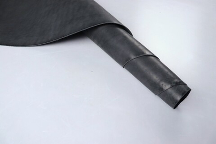 1,5-1,8 Юфть ш/с черная в воротках