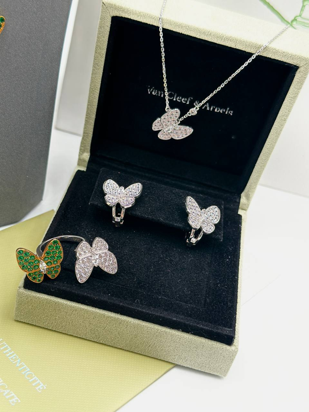 Кольцо Van Cleef & Arpels