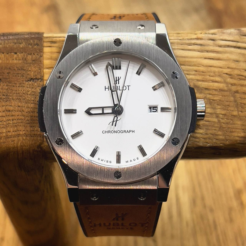 Часы Hublot
