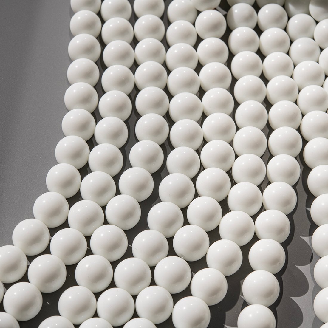 Керамические бусины, белый глянец, шар 10,2мм