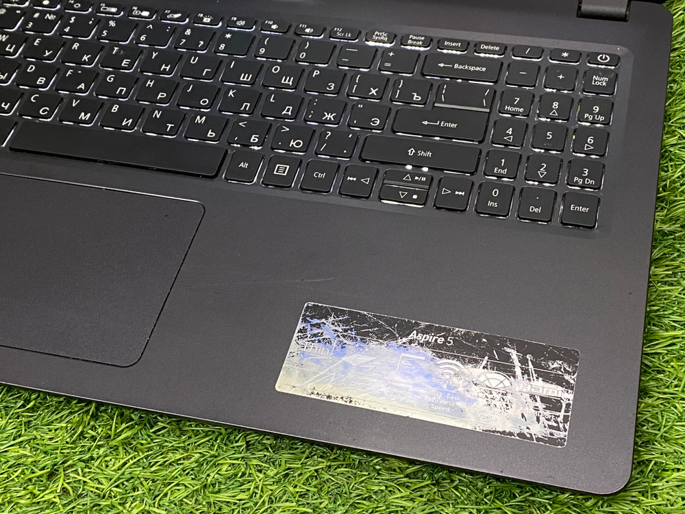 Ноутбук Acer 15.6' R5 3500U/Vega 8/8GB/256GB/ Aspire 5[A515-43-R89G]/Windows 10