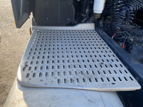 Трап на раму левый 2019г