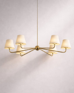 Элегантная люстра в латунном исполнении с текстильными абажурами