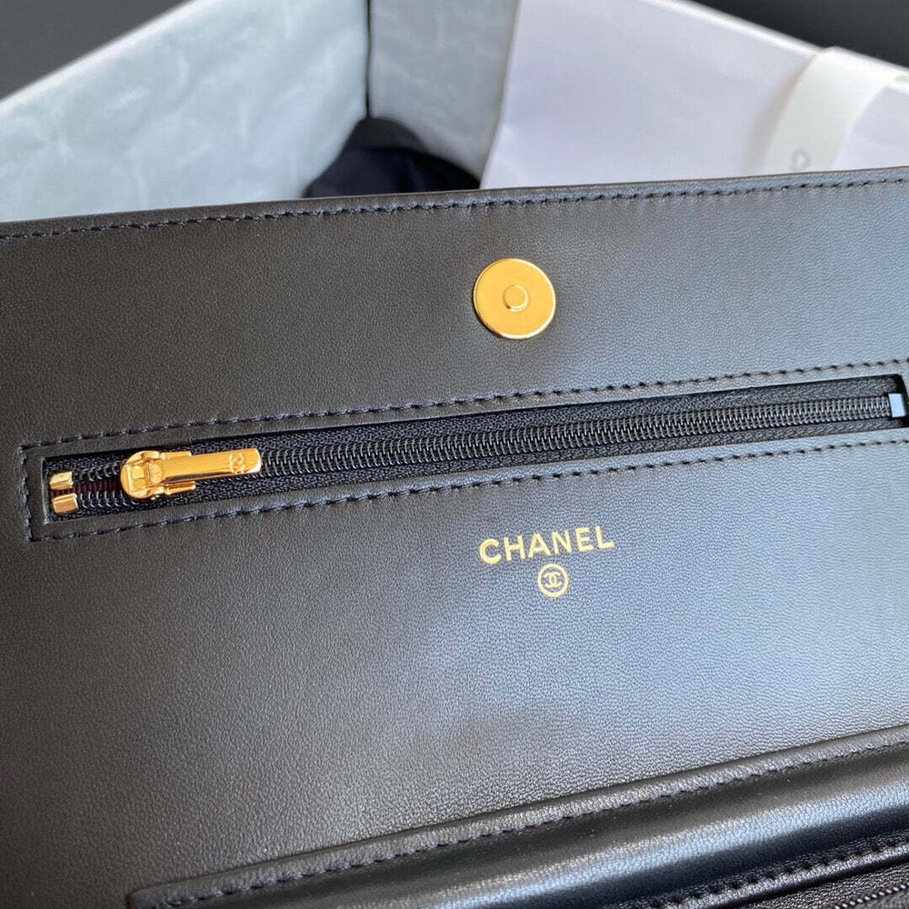 Chanel Woc