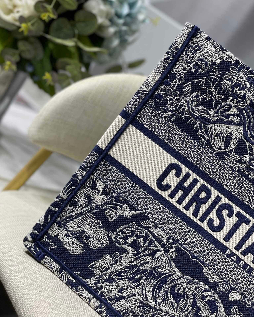 Christian Dior Book Tote 36 cm