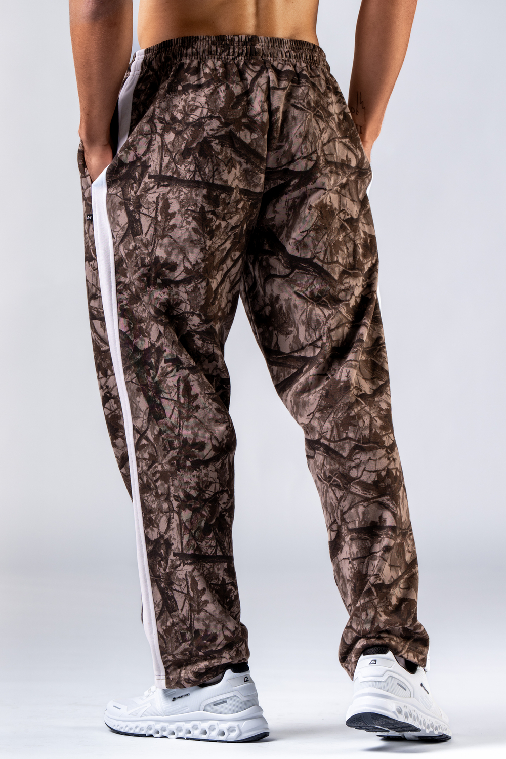 Брюки Relaxed Sweatpants POWER 904 LIGHT BROWN CAMO