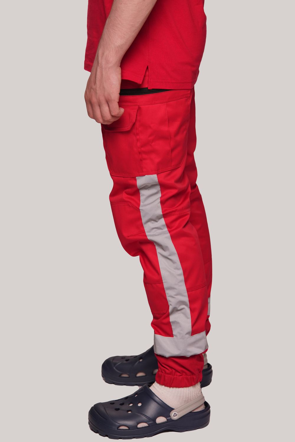 Брюки-джоггеры демисезонные мужские Скорая помощь MedicLine цв. Красный