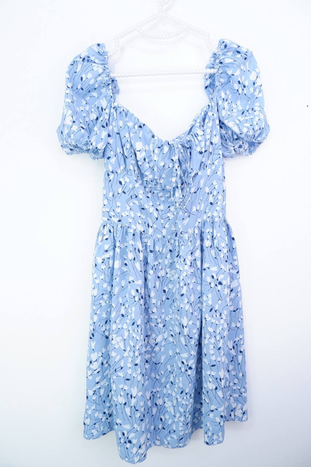 Платье романтичное и красивое 42 размер