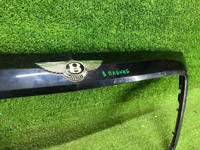 Накладка решетки радиатора Bentley Bentayga (2015-2020)