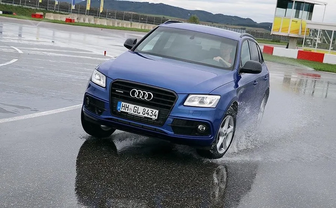 Легковые шины 235 60 R18: как выбрать и не ошибиться