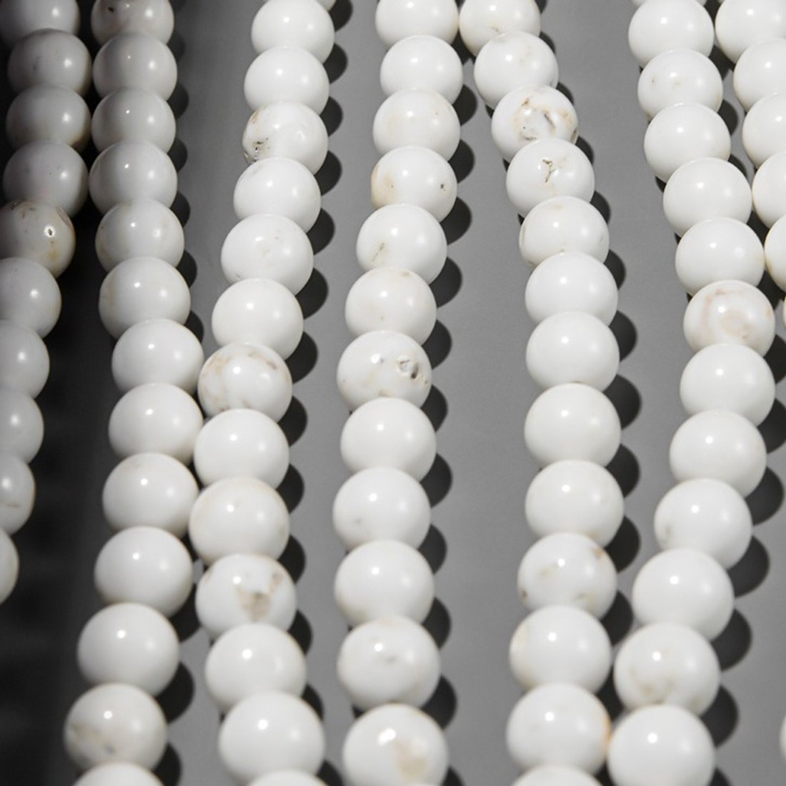 Говлит натуральный, 6,5мм, шар