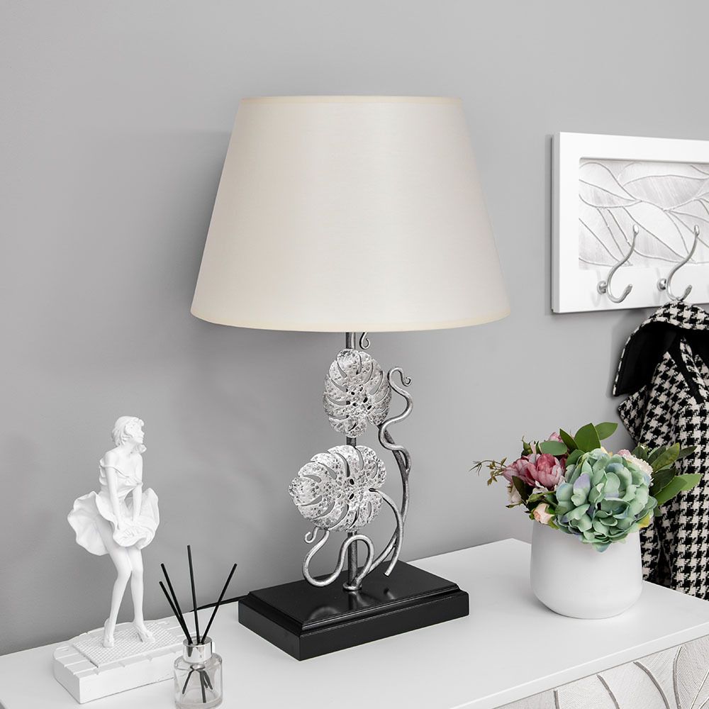Настольная лампа Monstera Deliciosa (Монстера) Черный Античное серебро с абажуром Сити Кремовый