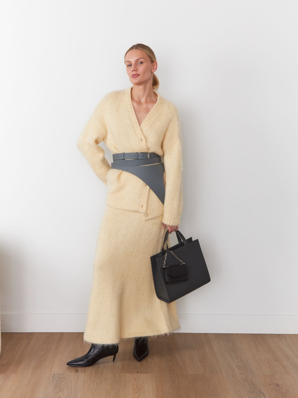 ШОППЕР КВАДРАТНЫЙ ГРАФИТ