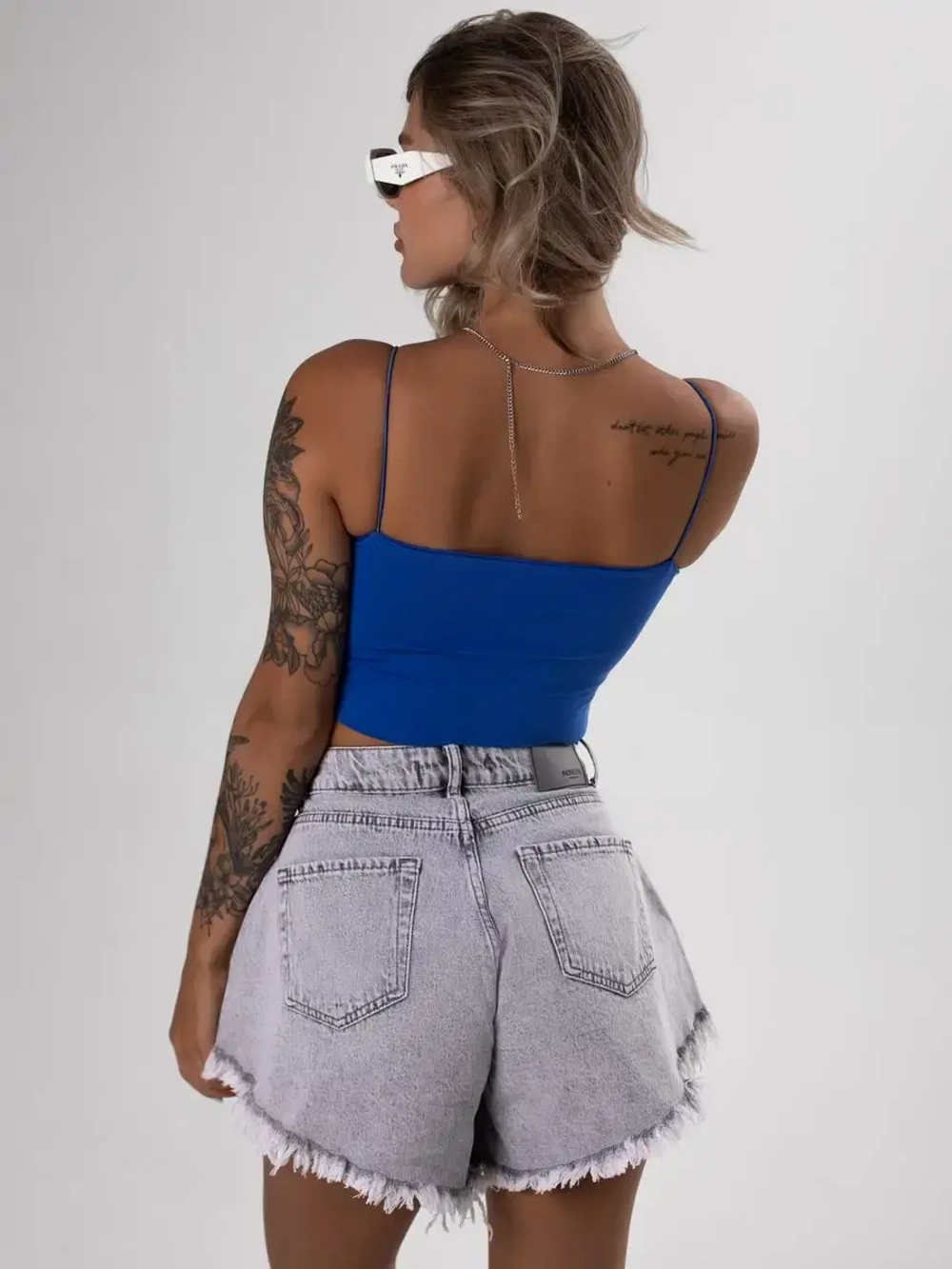 Спортивный кроп топ укороченный под пиджак