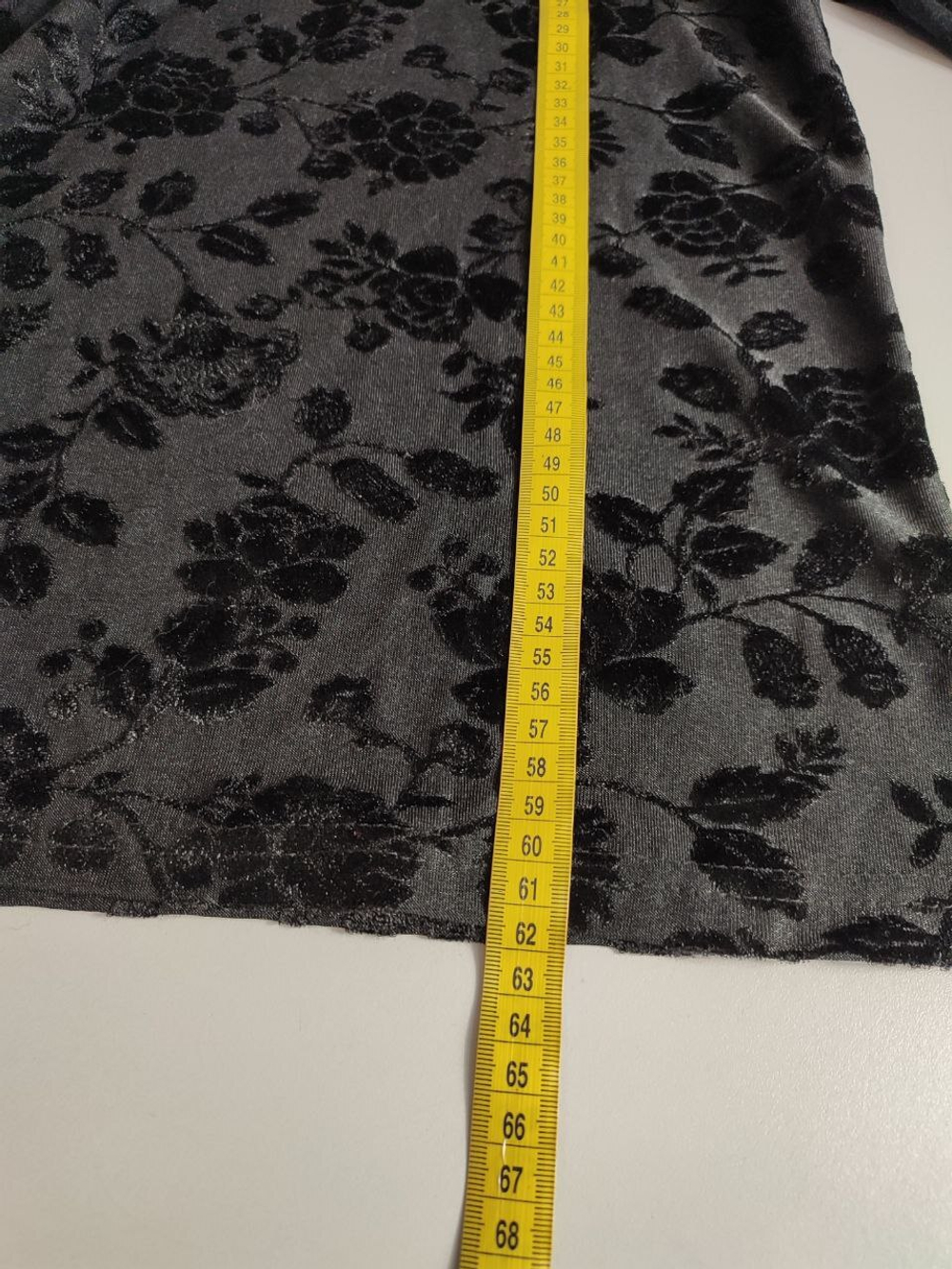 Джемпер тонкий, маркировка М, визуально 46 размер