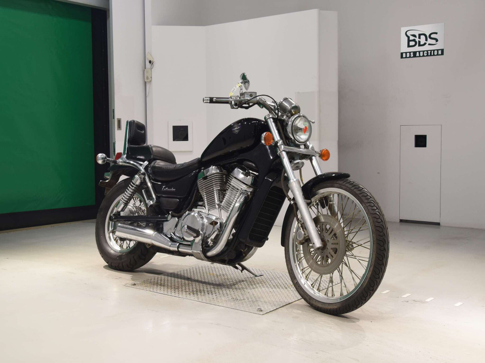 Suzuki VS 400 Intruder VK51A-101521