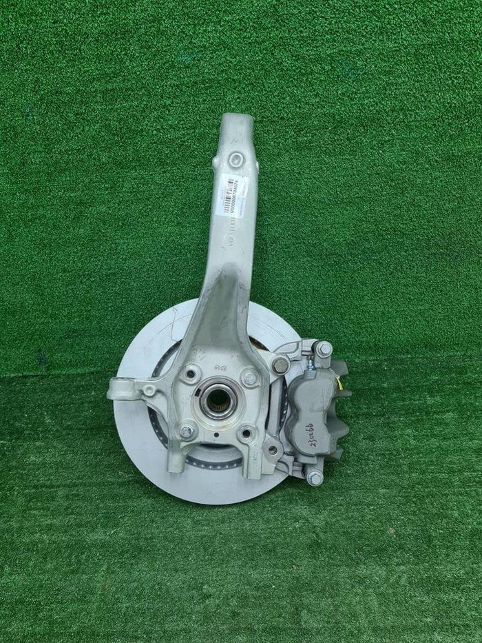 Кулак поворотный левый Lixiang L9 (2022-н.в.)